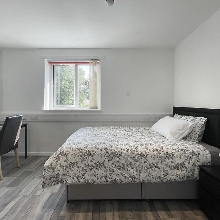Bright, Warm & Cozy House In Harpurhey Apartment แมนเชสเตอร์ ภายนอก รูปภาพ